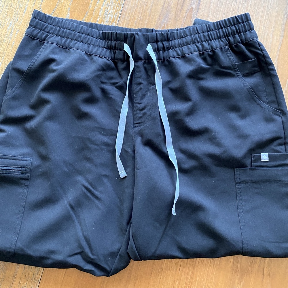 Figs Womens Uman Relaxed Jogger Scrub Pant